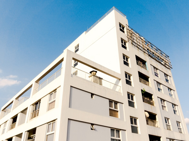 Bâtiments classiques et logements collectifs
